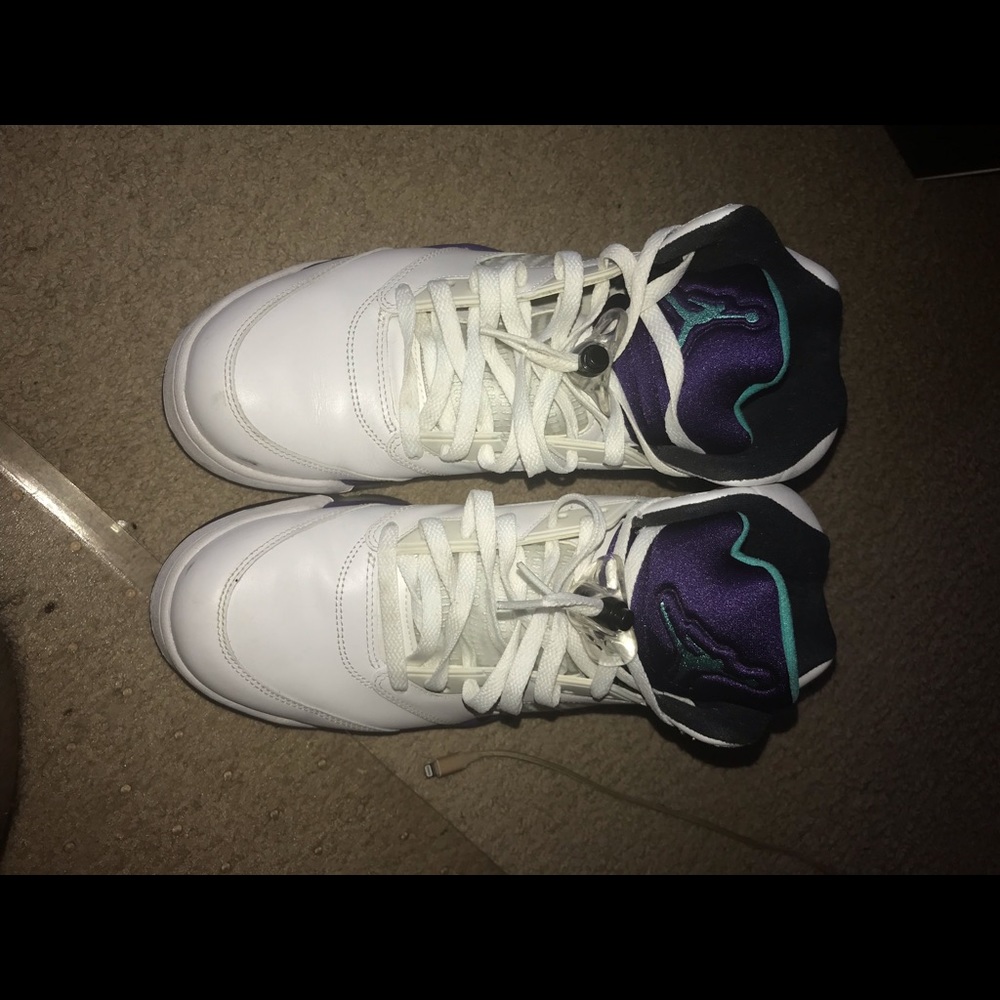 Pre-Owned Air Jordan Retro Grape 5’s